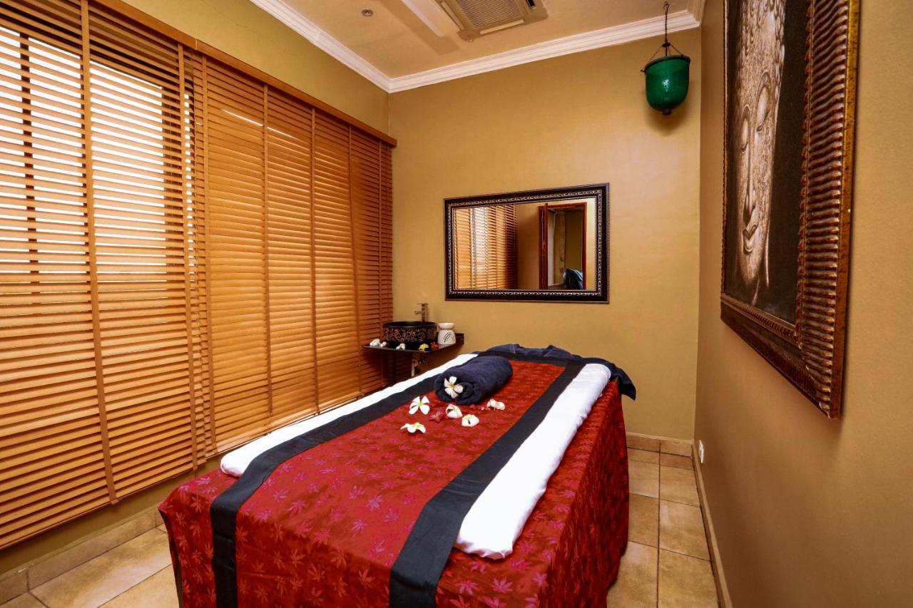 Colosseum Boutique Hotel & Spa Дар ес Саалам Екстериор снимка