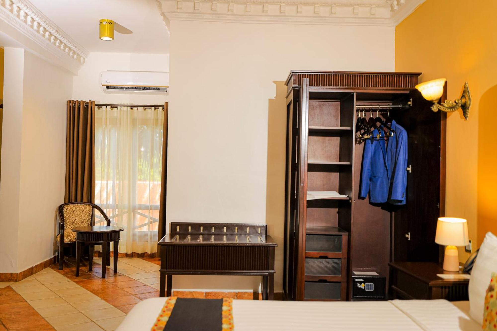 Colosseum Boutique Hotel & Spa Дар ес Саалам Екстериор снимка
