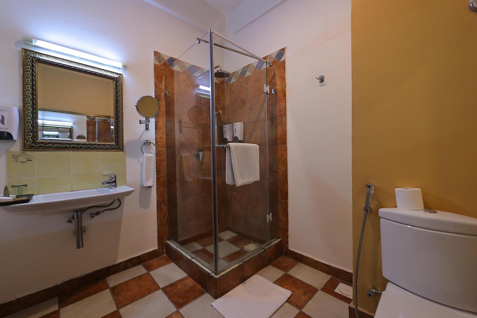Colosseum Boutique Hotel & Spa Дар ес Саалам Стая снимка